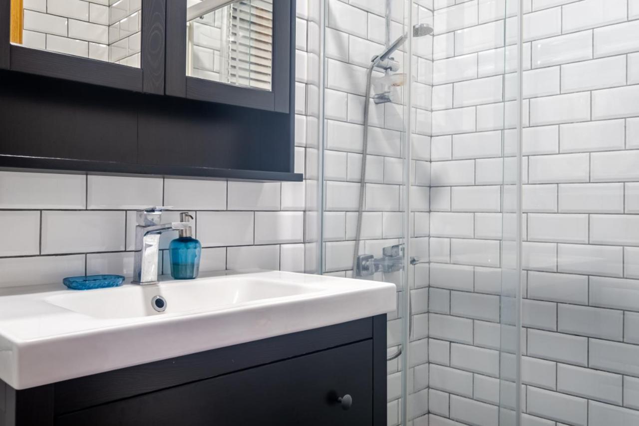 Apartament Flat With Balcony Near Bull Statue In Kadikoy Stambuł Zewnętrze zdjęcie